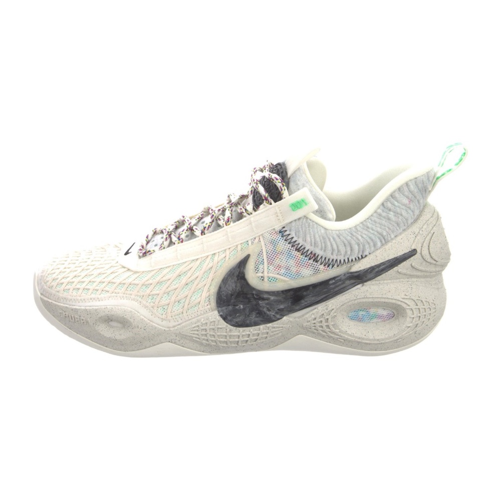 Nike Cosmic Unity